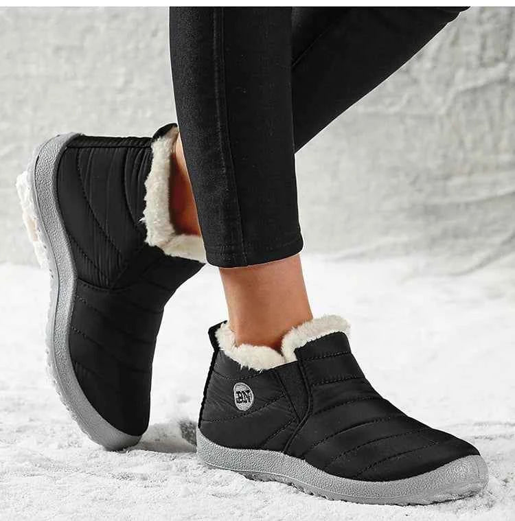 Men's Winter Fur-Lined Ankle Shoes - Warm Slip-On Sneakers